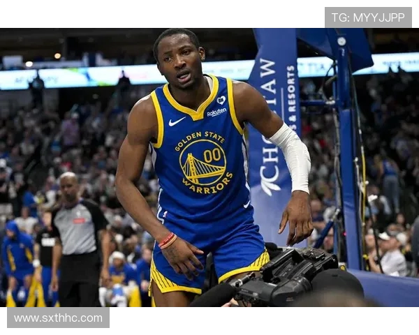 法兰克福主帅强调主场优势 强调球队防守是获胜关键